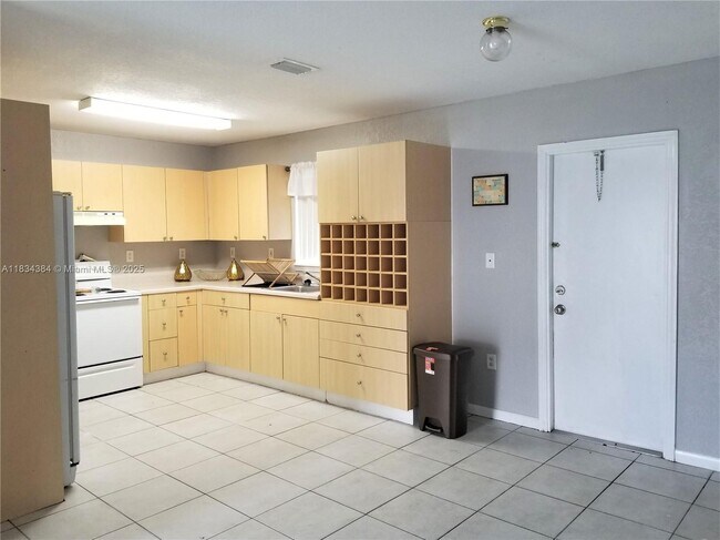 Foto del edificio - 1782 SW 44th Terrace