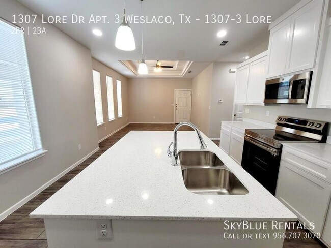 Building Photo - 1307 Lore, 1307-3 Lore