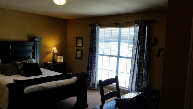 upstairs bedroom-balcony - 43215 Creek Cir