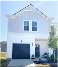 Building Photo - 4546 Skywood Ln