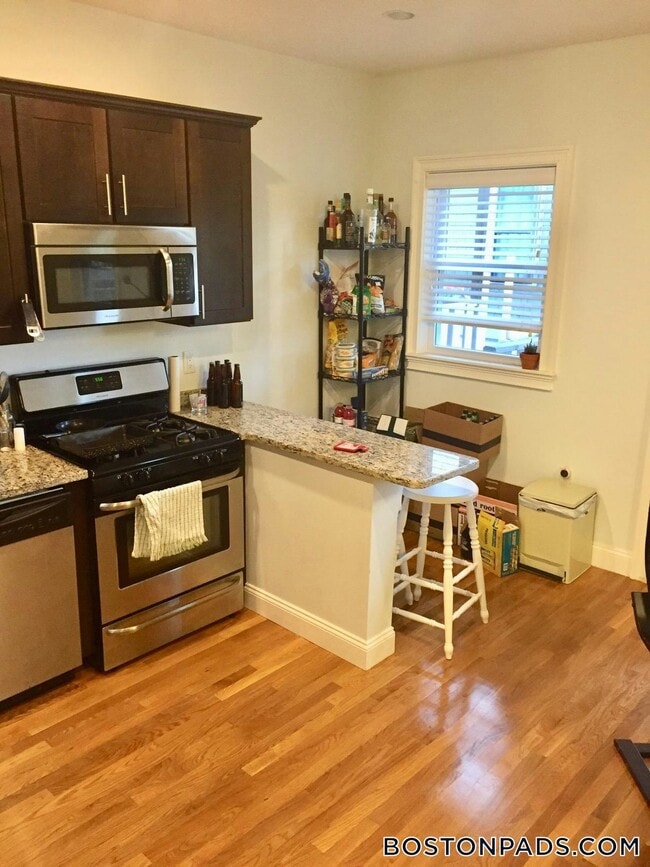 Foto del edificio - 21 Washburn St