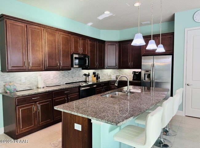 Building Photo - 116 Cerise Ct