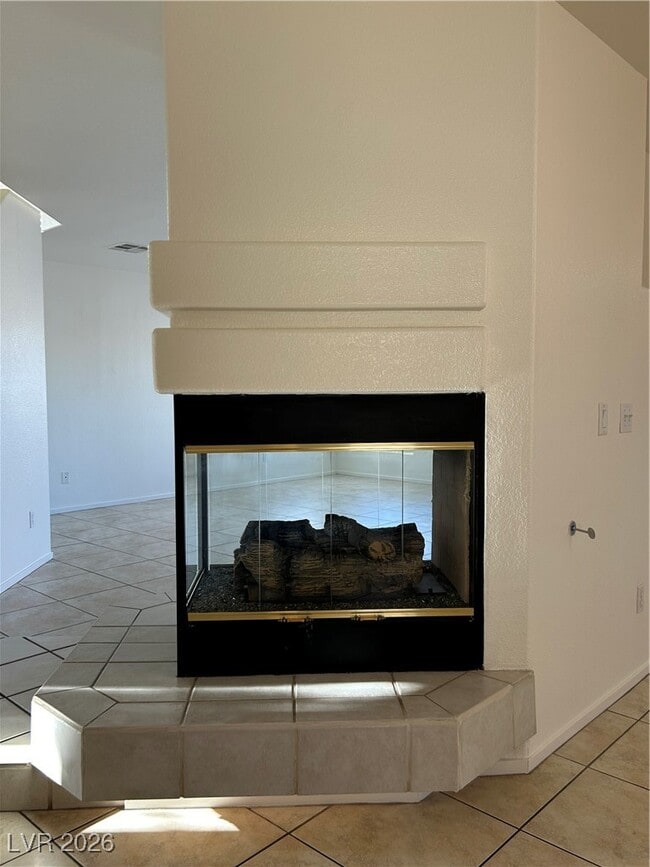 Building Photo - 956 Ribbon Grass Ave