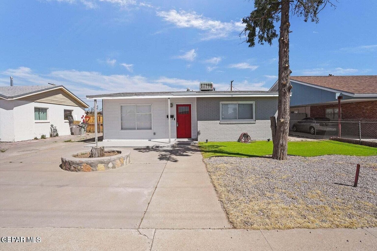 Primary Photo - 5021 Tetons Dr