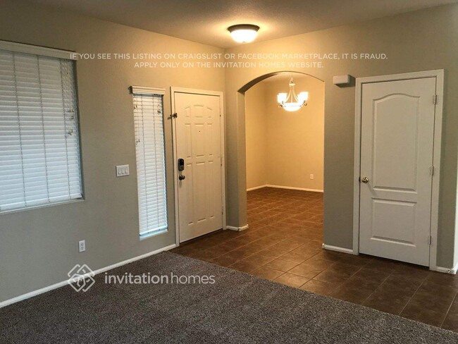 Foto del edificio - 16647 W Garfield St