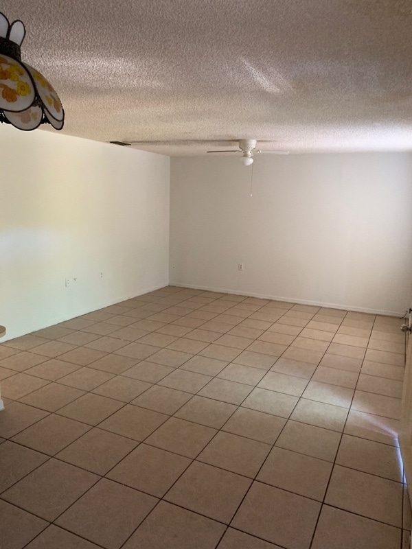 Building Photo - 916 Buccaneer Dr