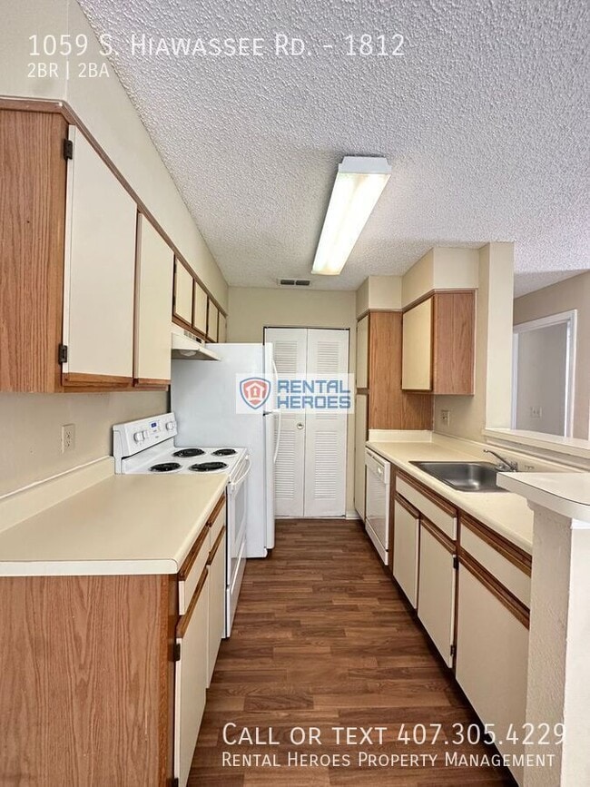 Building Photo - 1059 S Hiawassee Rd