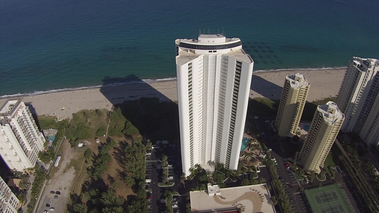 3000 N Ocean Dr, Riviera Beach, FL 33404 Condo for Rent in Riviera