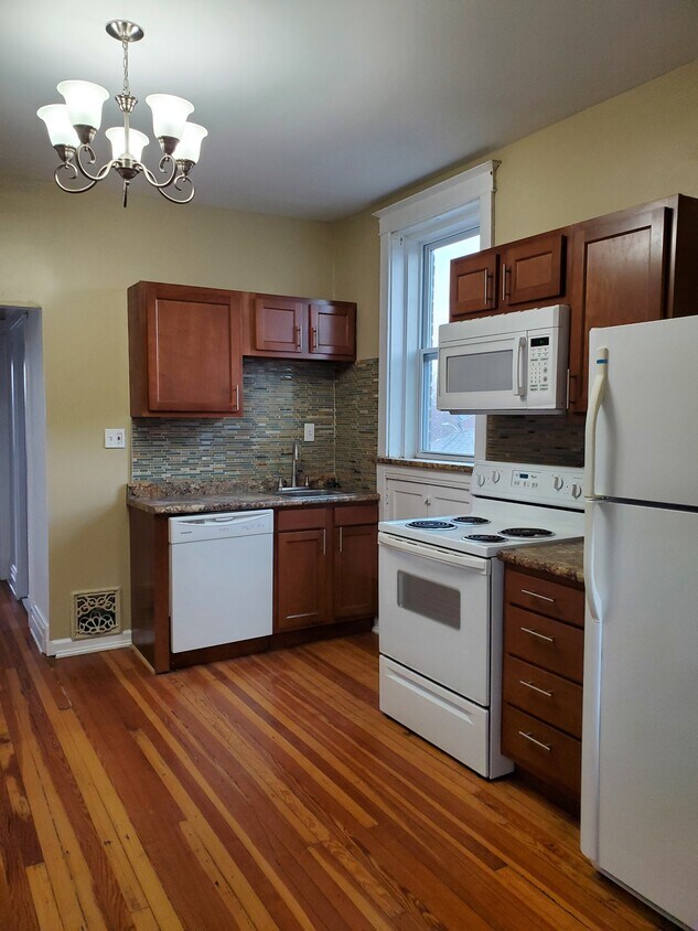 Dishwasher - 4960 Odell St
