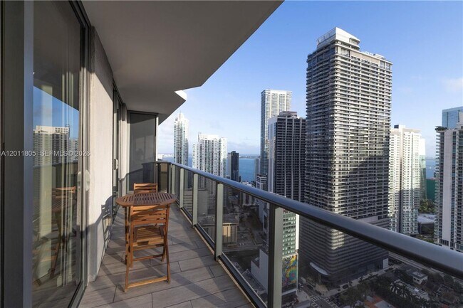 Foto del edificio - 55 SW 9th St