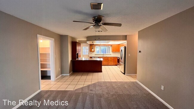 Building Photo - 4 br, 2 bath House - 1507 Glastonberry Rd
