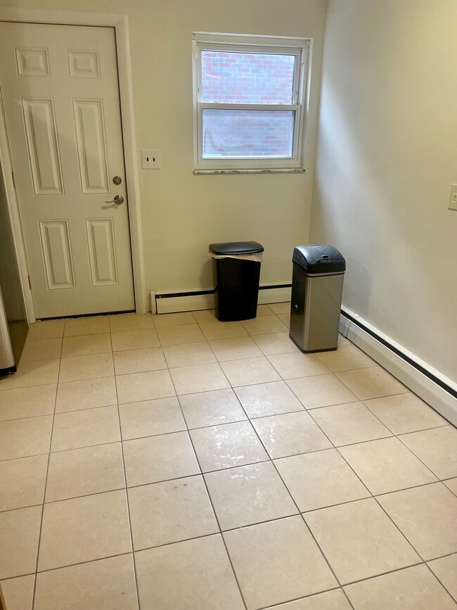 1530 13th St Unit Floor 1, Fort Lee, NJ 07024 Apartments in Fort Lee