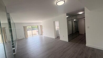 Building Photo - 5900 SW 127th Ave