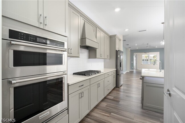 Foto del edificio - 42186 Edgewater Dr