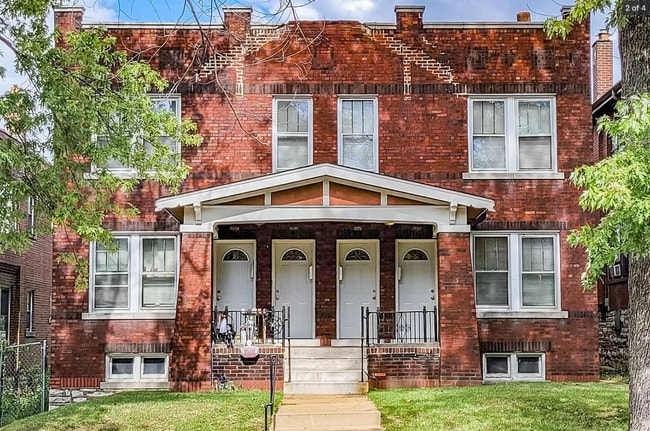 Building Photo - 3633 Dunnica Ave