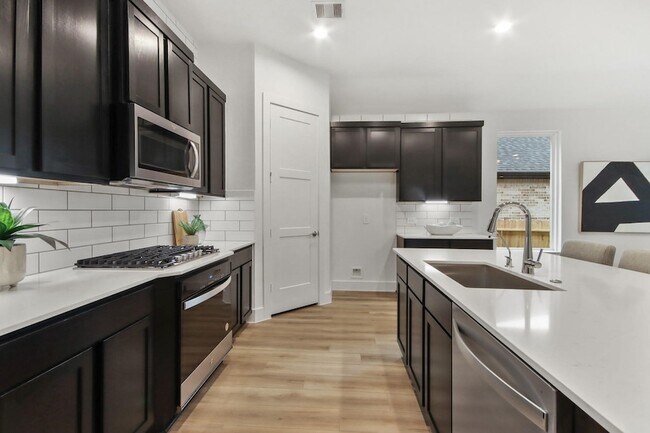 Foto del edificio - 363 Springfield Terrace Dr