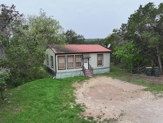 Building Photo - 110 Roadrunner Rd