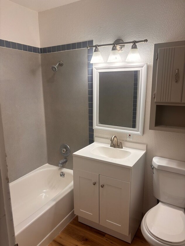 Foto del edificio - 2701 Denali St