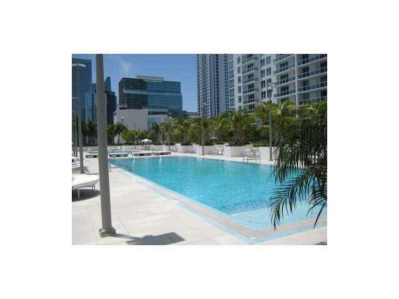 Primary Photo - 950 Brickell Bay Dr