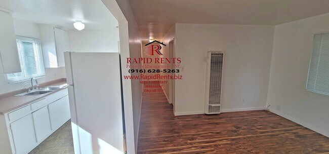 Building Photo - W Street Apartments / 1621 1/2 W Street Sa...