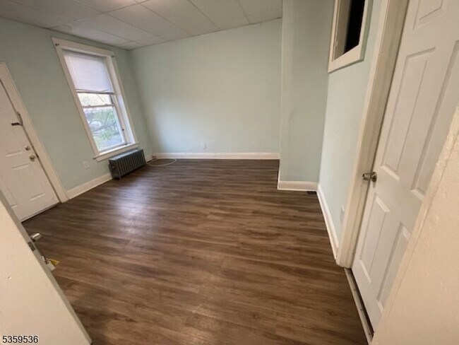 Foto del edificio - 485 87 Somerset St