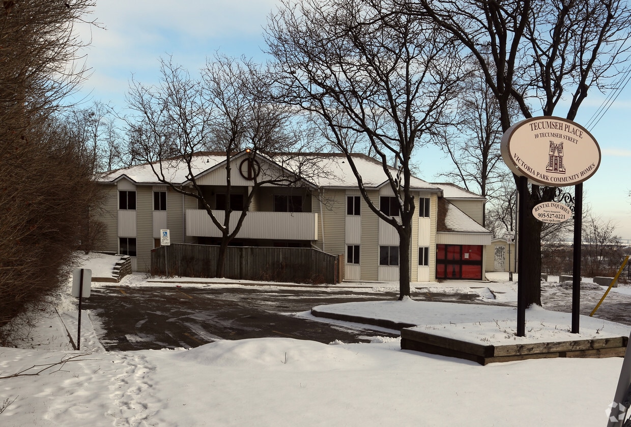 Primary Photo - Tecumseh Place