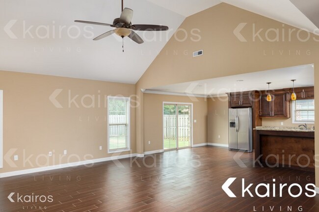 Building Photo - 240 Camelot Way