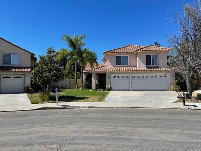 Foto del edificio - Beautiful home in Moreno Valley  coming up