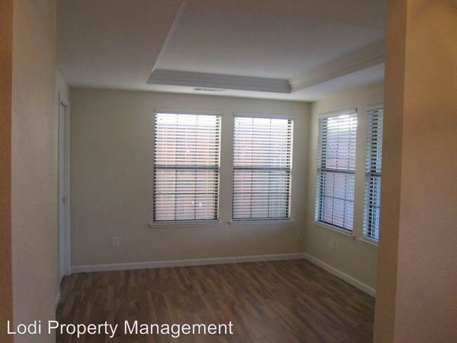 Building Photo - 3 br, 2 bath House - 2632 PARK WEST DRIVE