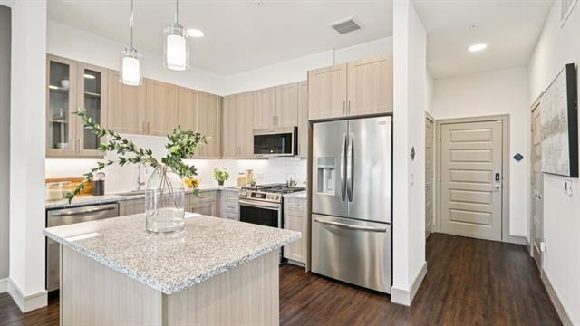 Foto del edificio - 11361 American Elm Wy