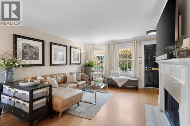 Photo du bâtiment - 1365 W 7th Ave