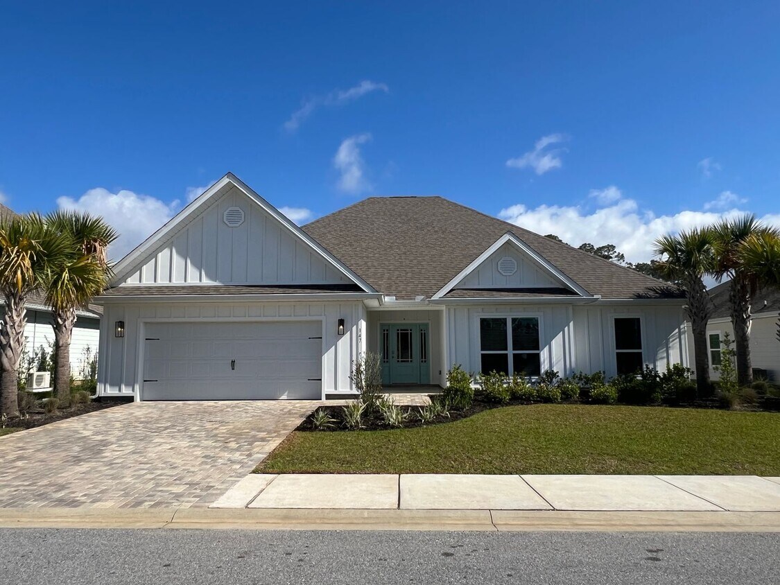 Foto principal - 147 Lake Park Cove