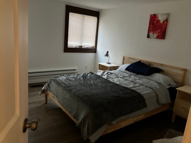 Foto del edificio - 265 Rown Rd