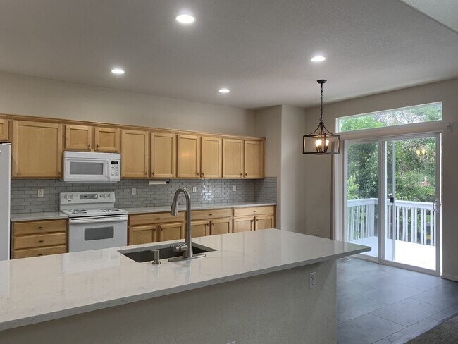 Foto del edificio - Beautiful Parker Home For Rent
