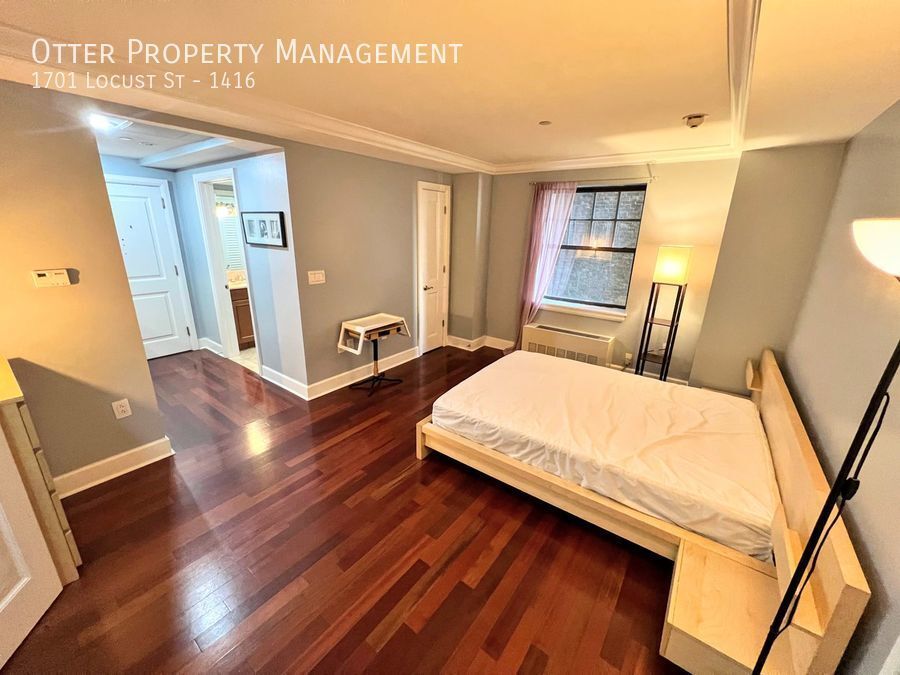 Photo - 1701 Locust St-1416