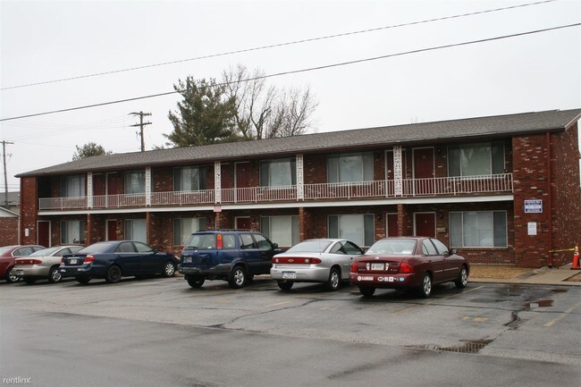 Building Photo - 1 br, 1 bath Apartment - Colonial Hill
