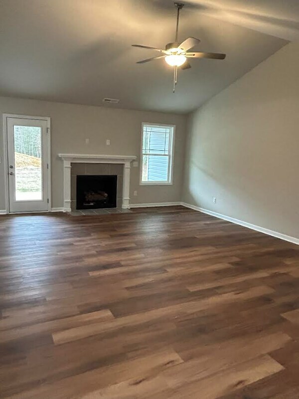 Foto del edificio - 401 Grand Oaks Dr