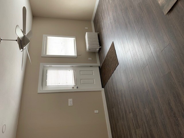 Foto del edificio - 1420 Dayton St
