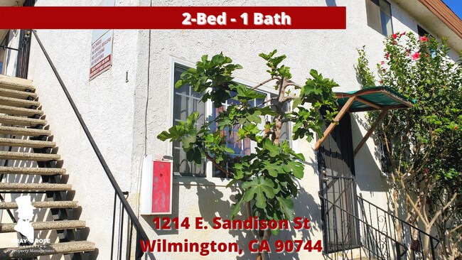 Building Photo - 1214 E Sandison St