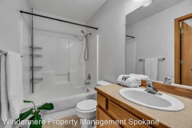 Foto del edificio - 3 br, 1.5 bath House - 1907 S Blake Rd