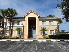 Building Photo - 521 Villa Del Sol Cir