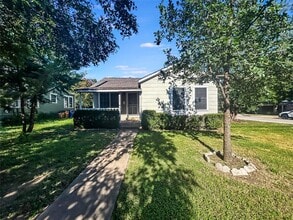 Building Photo - 5501 Montview St