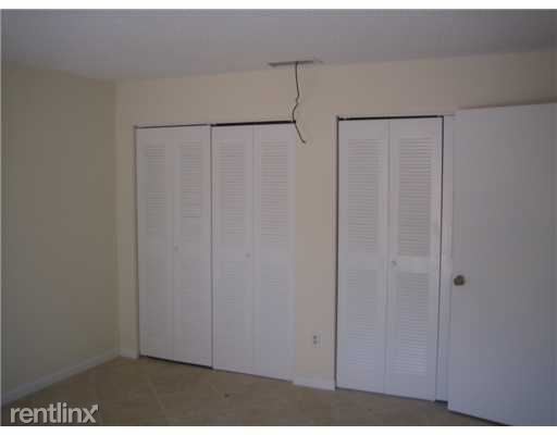 Building Photo - 2 br, 2 bath  - 1211 Summit Place Cir Apt A