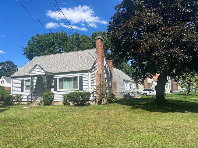 Foto del edificio - 202 Abbotsford Ave