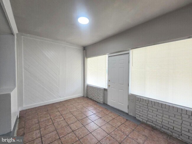 Foto del edificio - 5852 Pentridge St