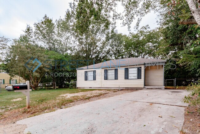 Foto del edificio - SIGN LEASE BY 2/28 AND GET $250 OFF FIRST ...