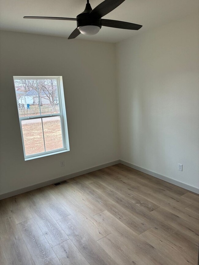 Building Photo - Brand New 2 Bed Home - Springfield MO