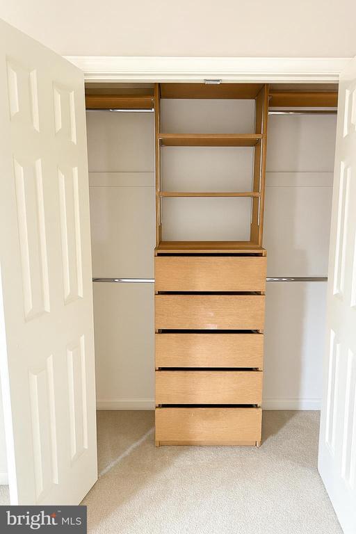 Foto del edificio - 2718 Franklin Ct