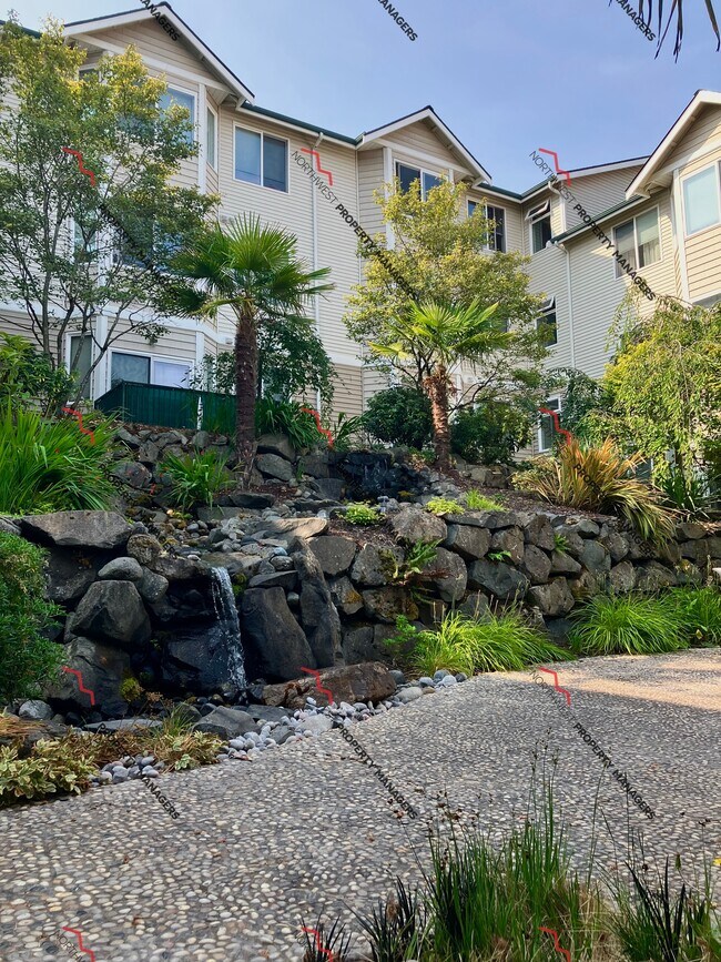 Building Photo - Oasis Apartments