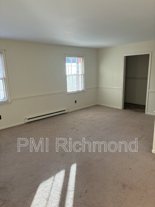 Building Photo - 9412 Greatbridge Rd